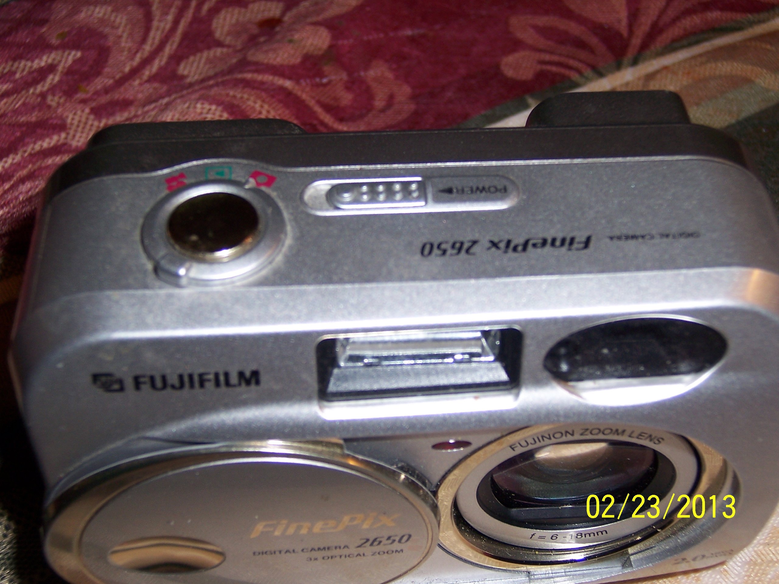 Amazon.com : FujiFilm FinePix A205 2MP Digital Camera w/ 3x